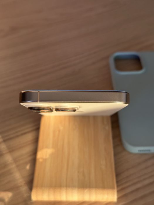iPhone 16 Pro Max, gold , ca nou