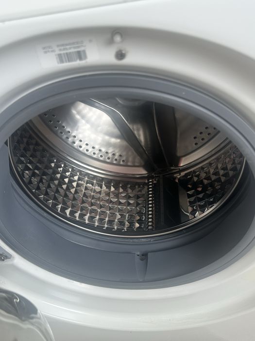 Продам стиральную машину