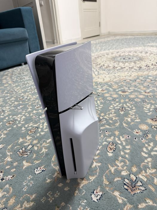 Playstation5 с 6 играми