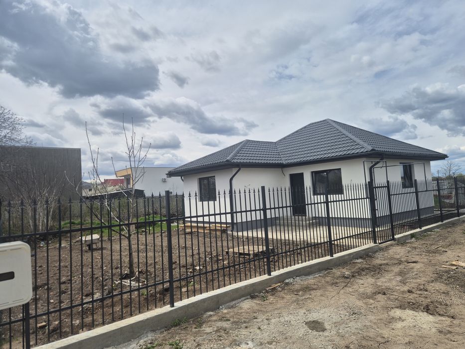 Casa de vanzare Afumati Ilfov, parter teren 300mp