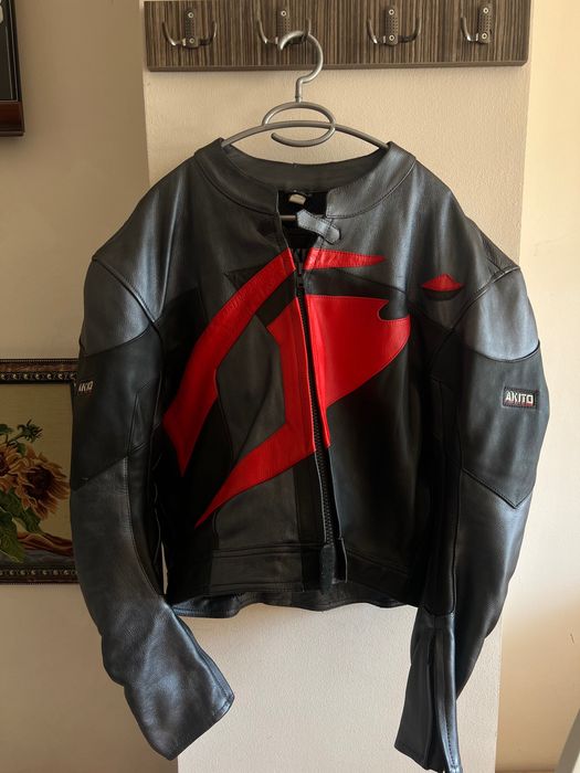 кожено Мото яке Akito