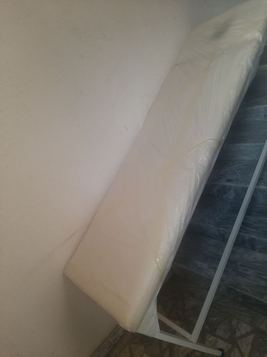 Продаётся мед.-массаж кушетка