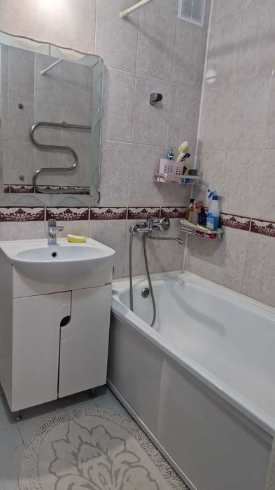2 комн квартира  район 2 , 5 школы