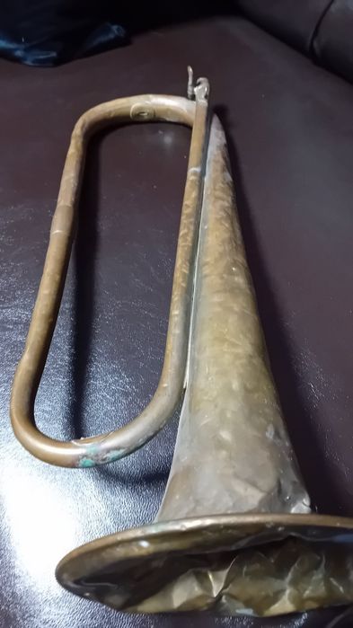 Старинни  музикални  инструменти Кора,Чунари и военна тръба