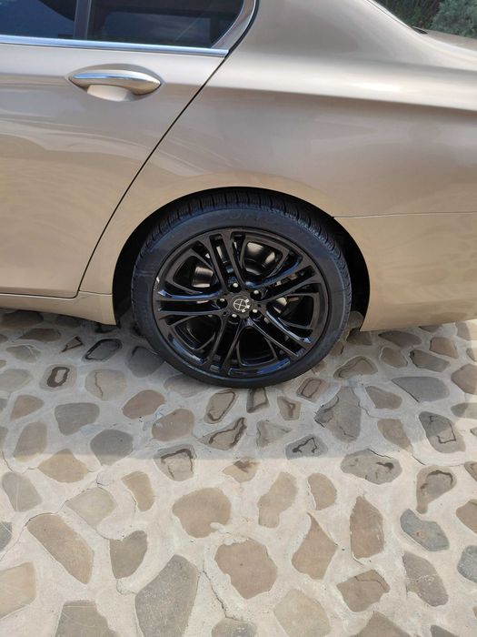 Vînd BMW seria 7 An  2012 Full 280,000 km, 240 CP 3000 Benzină