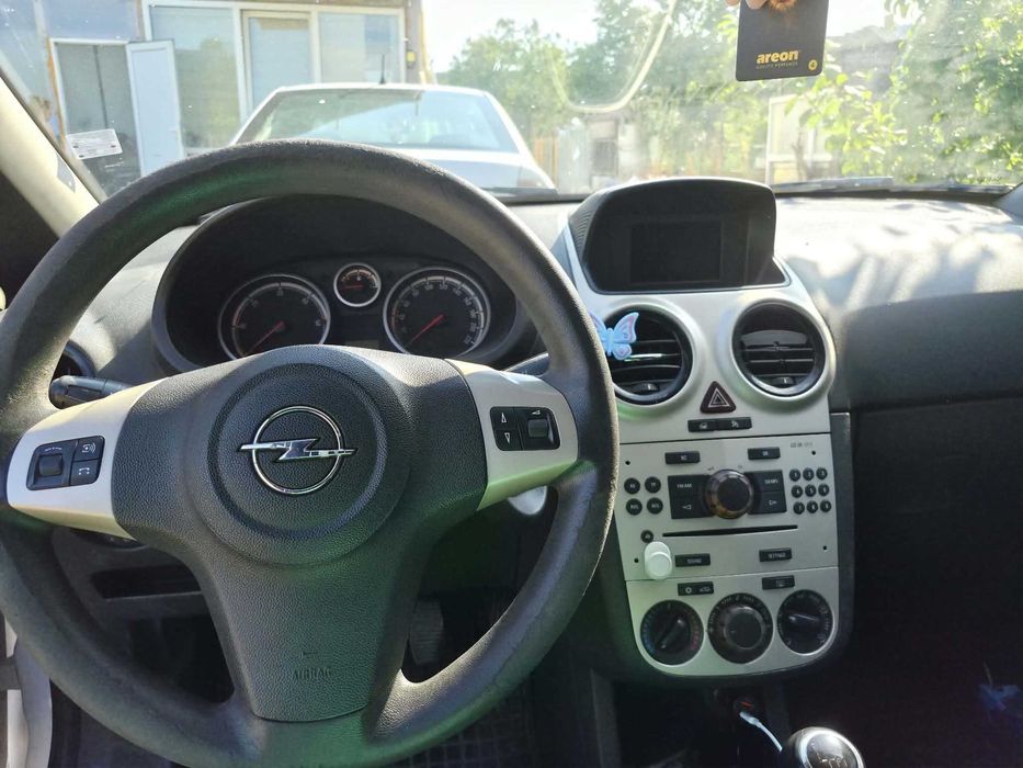 Opel corsa 1.3 cdti