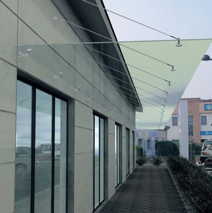 Стекляныйе навесы козырьки