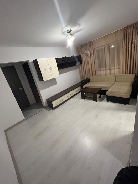 Apartament de inchiriat + loc de parcare inclus
