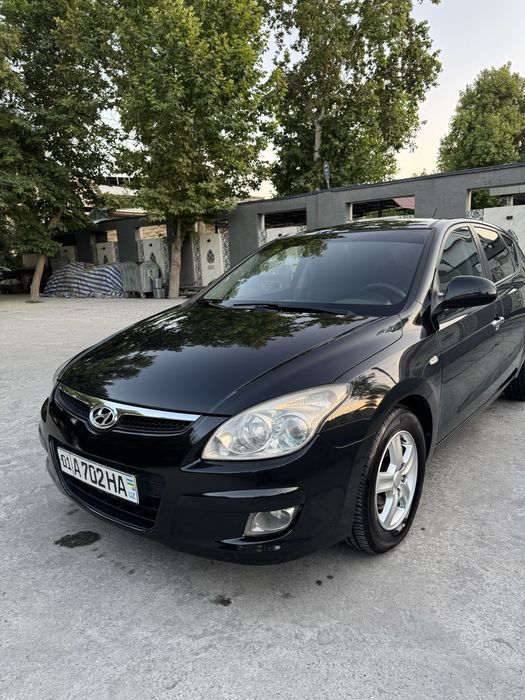 Hyundai i30 qora
