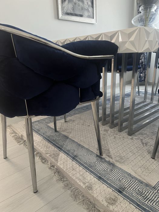 Маса с 6 стола