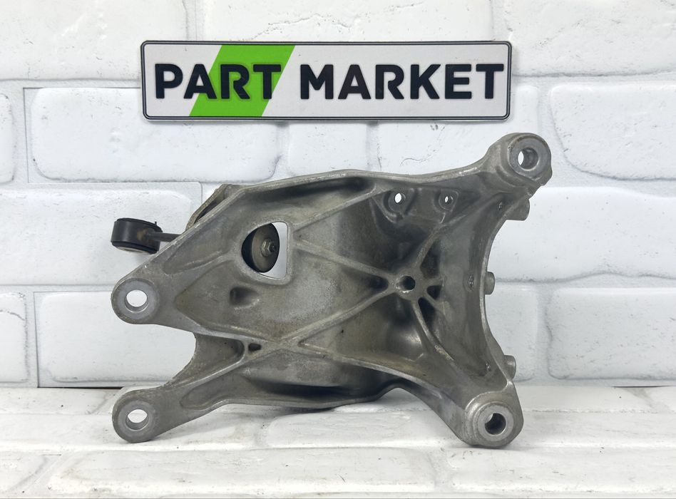 Стойка двигател AUDI 3.0TDI CRT 4M0199308AT