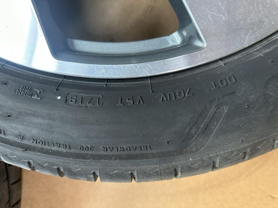 Джанти със гуми Audi E-tron 255/50/20