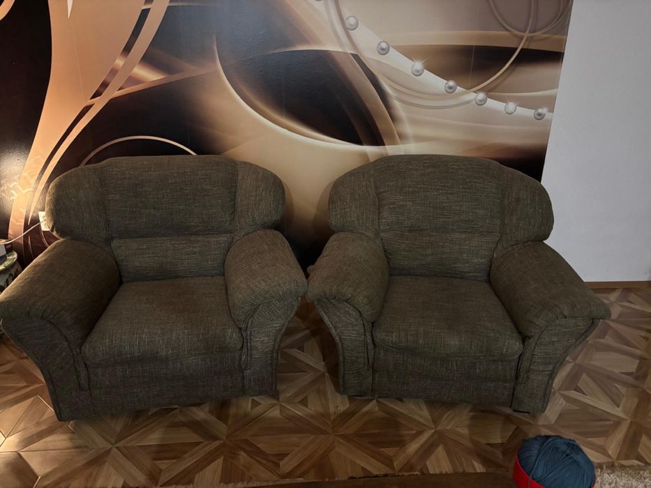 Set 2 fotolii confortabile – 800 lei / set