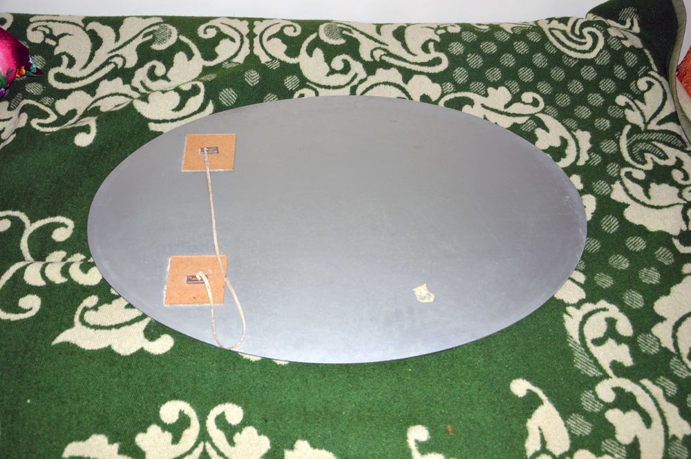 Зеркало овальное,.