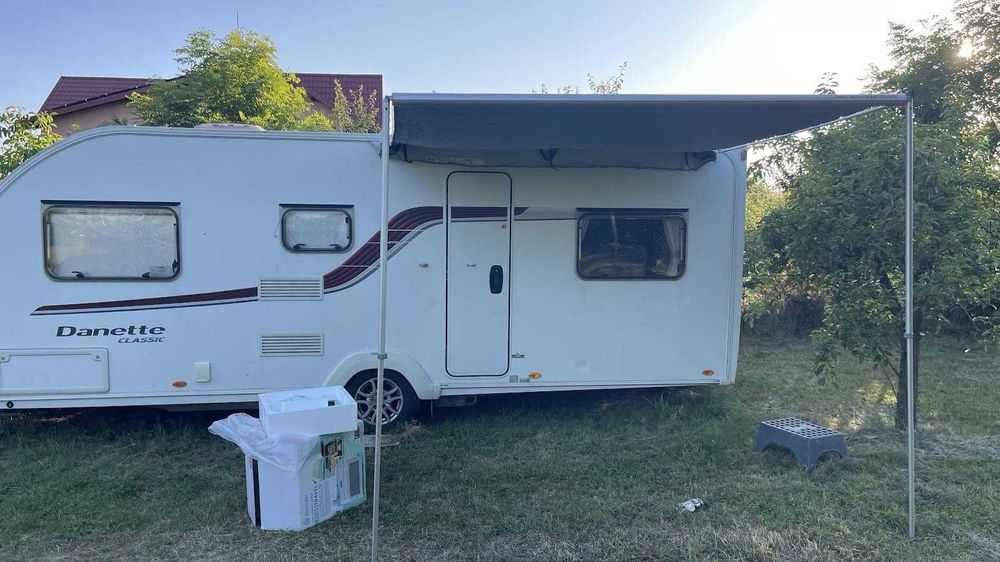 Rulota super spatioasa pentru familie cu 2, 3 sau chiar 4 copii