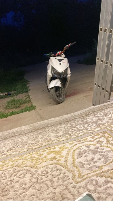 М8 про продажа. Срочно!!! Торг уместен