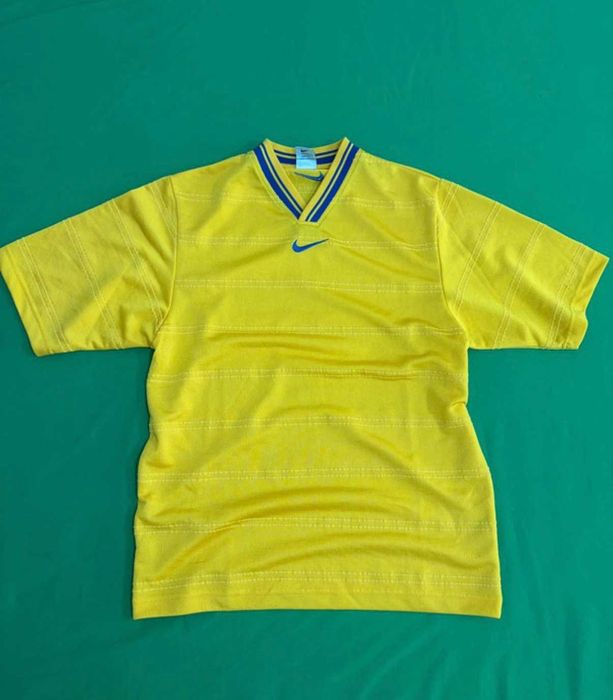 Tricou Retro Nike Team Vintage 1998 – Mărimea S (Stil Training/Template 90s) – Original