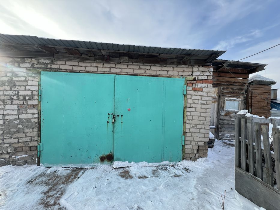 Продам жилой дом вместе с боксом под СТО