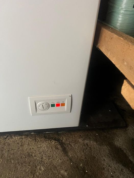 Vând combina frigorifica