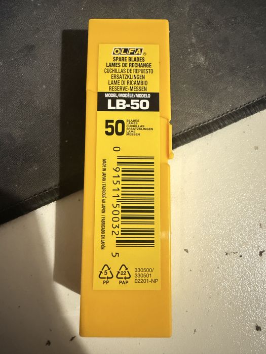 Lame cutter lb 50 18 mm 12 cutii disponibile