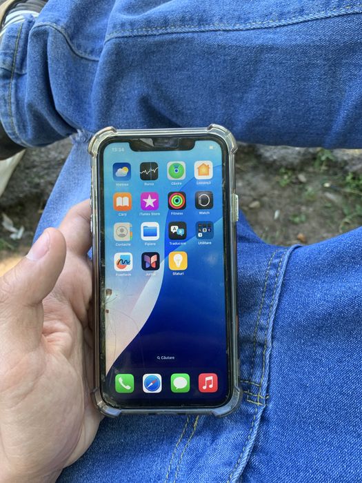 Vand iphone 11 URGENT
