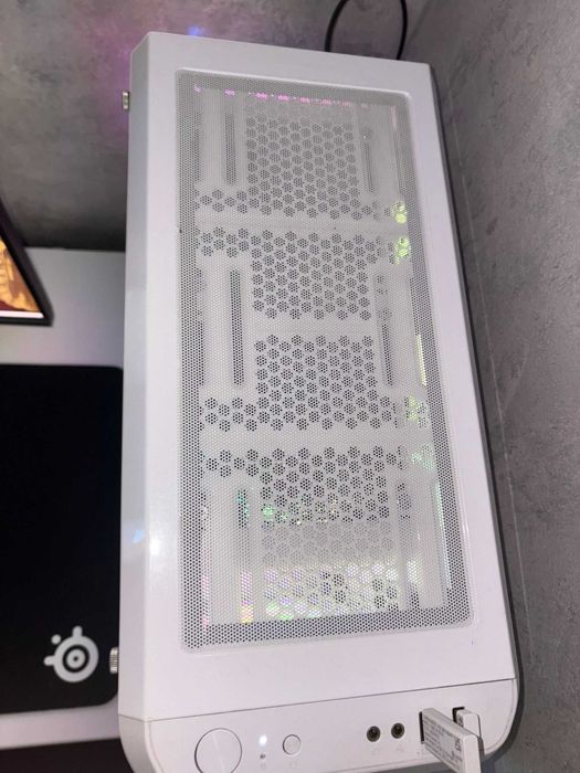 Sistem PC Gaming i7 10700KF 32GB 3200MHZ