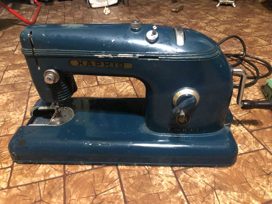 Шевна машина ХАРКIВ ЗИМ м-4
