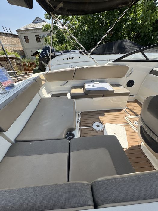 Продается американский катер Bayliner vr4