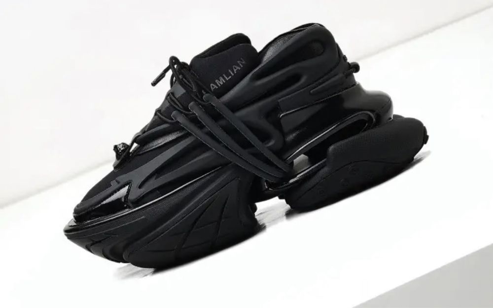 Кроссовки новый хорошый