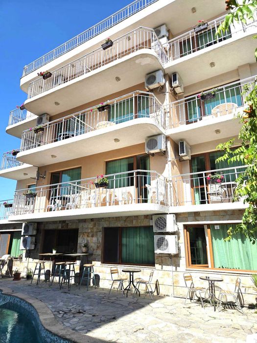 Хотел в гр. Приморско