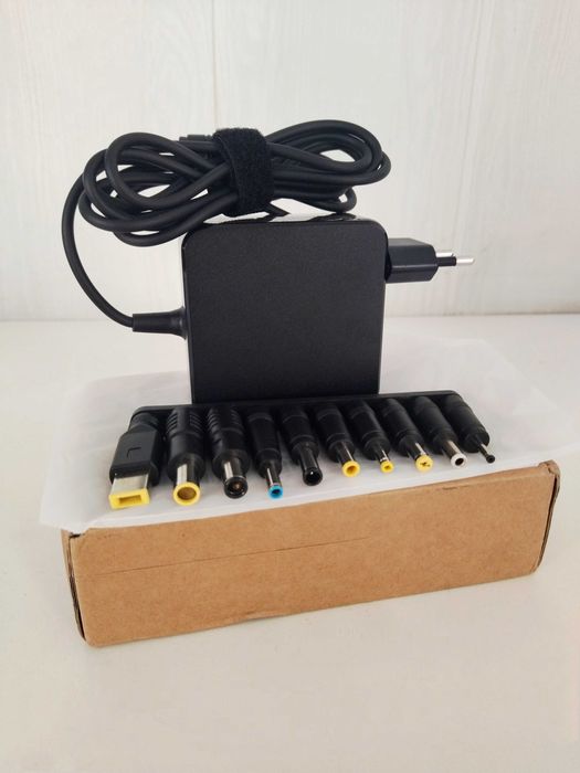 Универсальное зарядное устройства для ноутбука