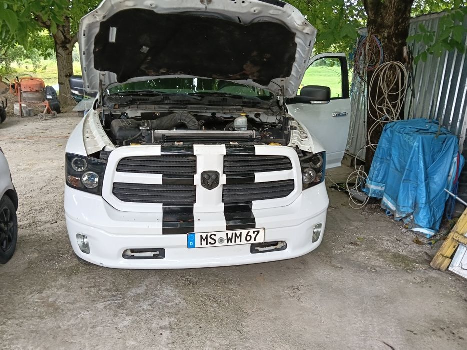 Dezmembrez Dodge RAM 5,7  Hemi,benzina și gaz
