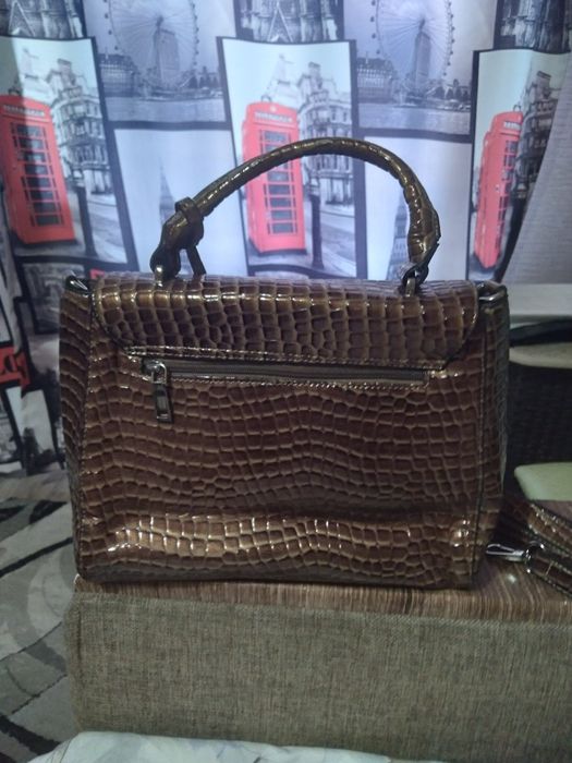 Продам сумку,новую.торг.