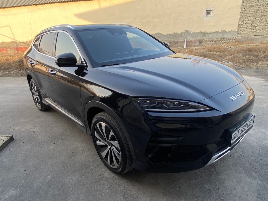 BYD Champion EV 605 km