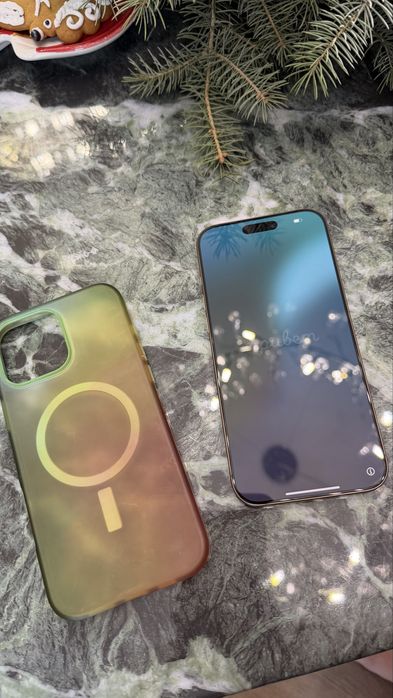 iPhone 16 Pro Max 1TB, золотистый