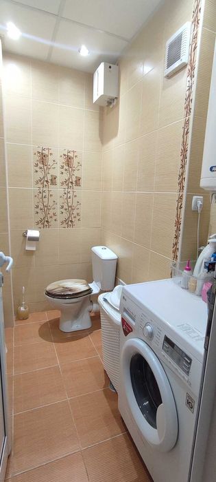 Продава се Тристаен апартамент в Пловдив, Тракия - 78 кв.м за 2180 €/кв.м - Снимка #2