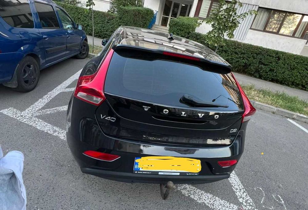 Volvo V40  D4  1,6 motor 116 cp-84 kWh    consum mic