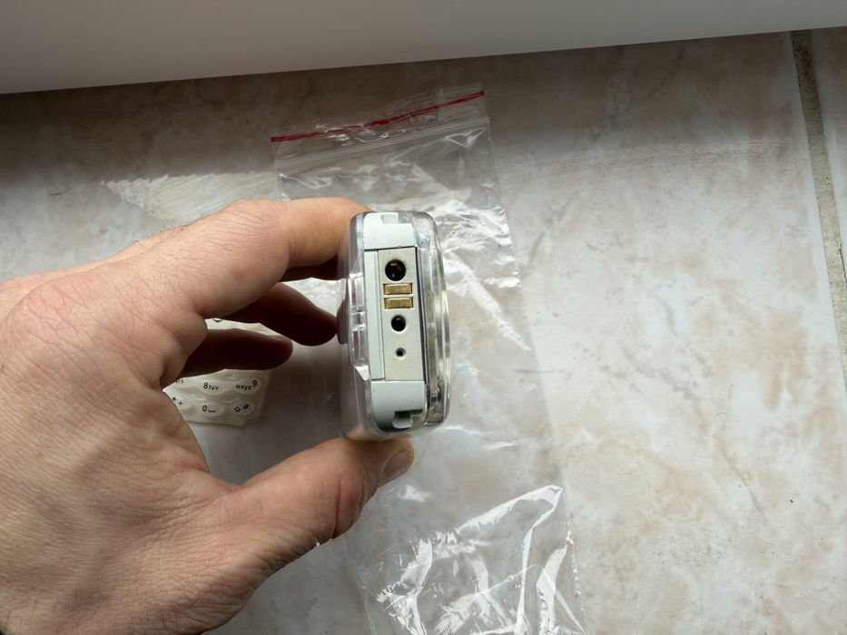 Nokia 3410 transparent! Meniu in limba romana! ! Acumulator nou nout!