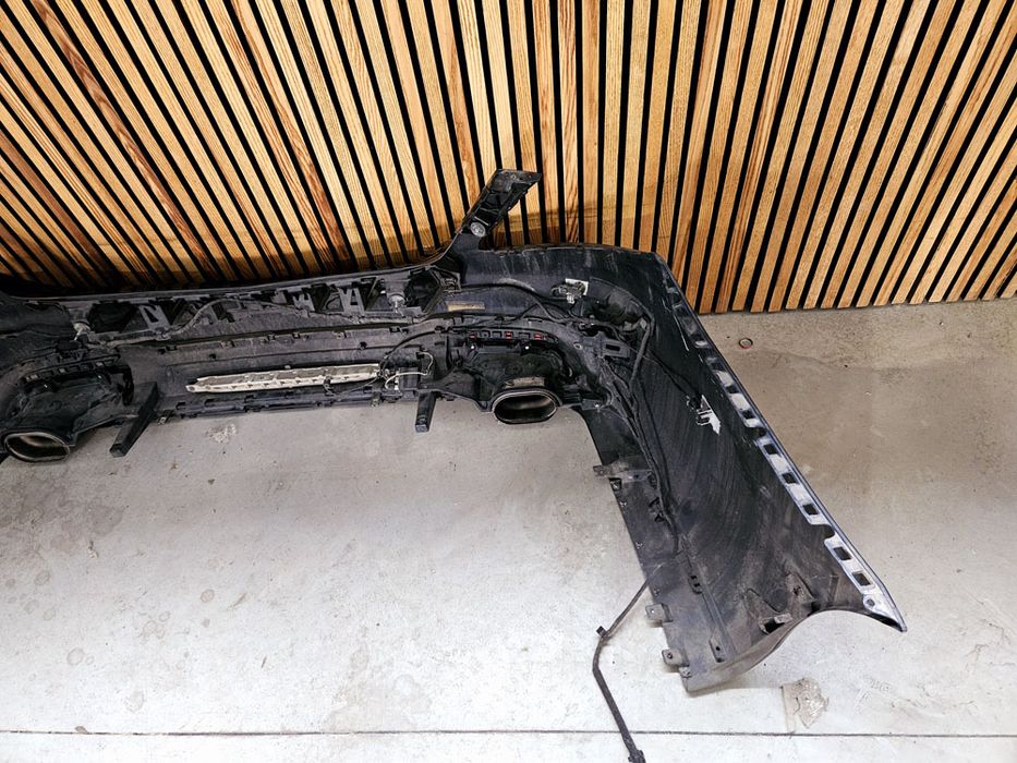 Mercedes S class 2014/2018 W222 facelift AMG fusta tipsuri bară spate