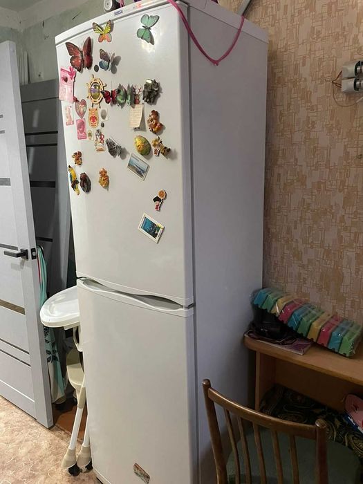 Продам холодильник