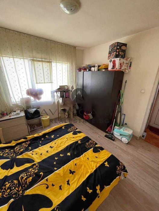 Продава се Тристаен апартамент в Пловдив, Изгрев - 72 кв.м за 1216 €/кв.м - Снимка #2