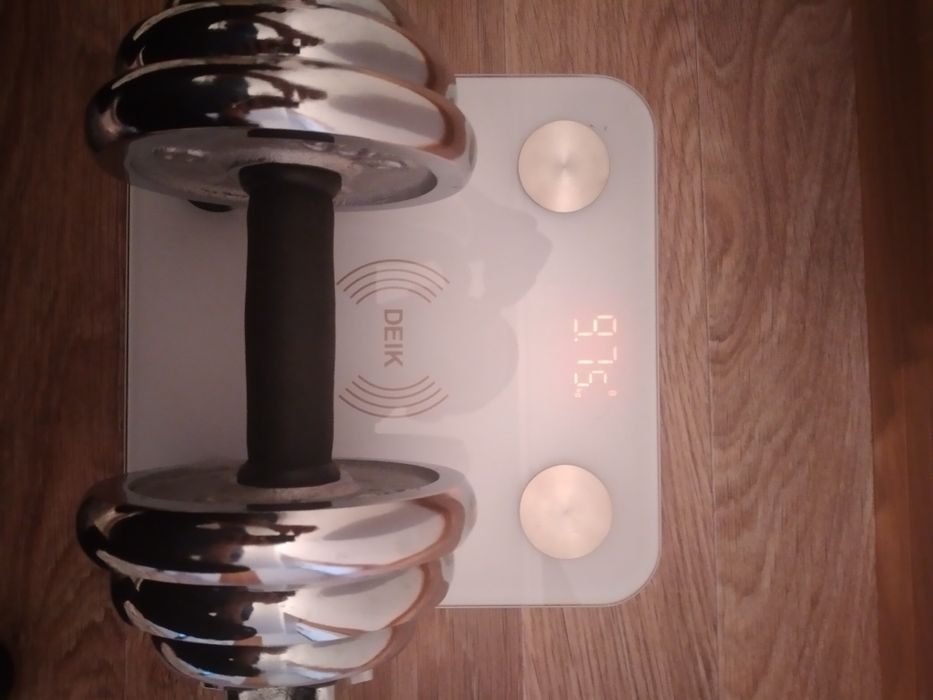 Продам гантели в отличном состояние