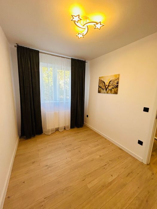Apartament cu 2 camere decomandat in zona Piata Hermes