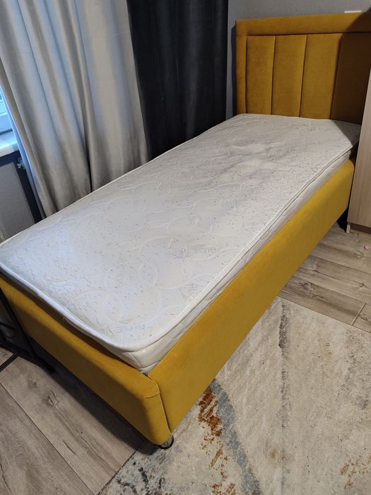 Продаю две кровати 90/190