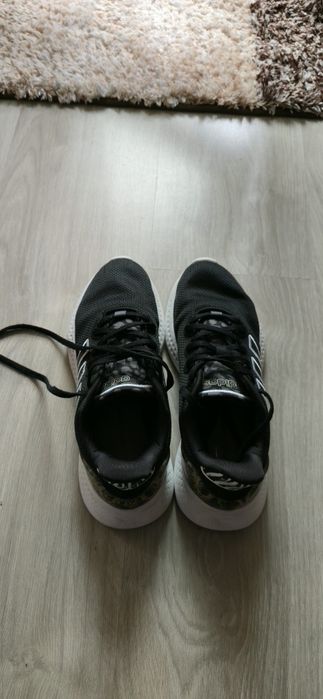 Маратонки Adidas