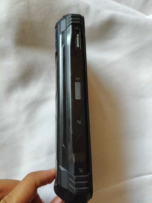 Телефон Doogee V max Plus