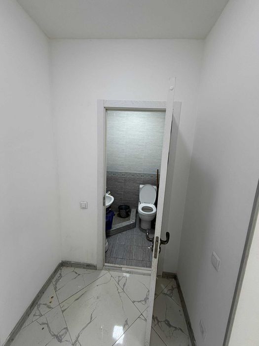 Сдается офис на Дархане! Первая Линия вход со двора!