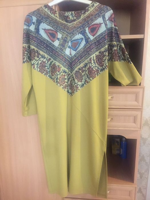 Женские платья  праздничные