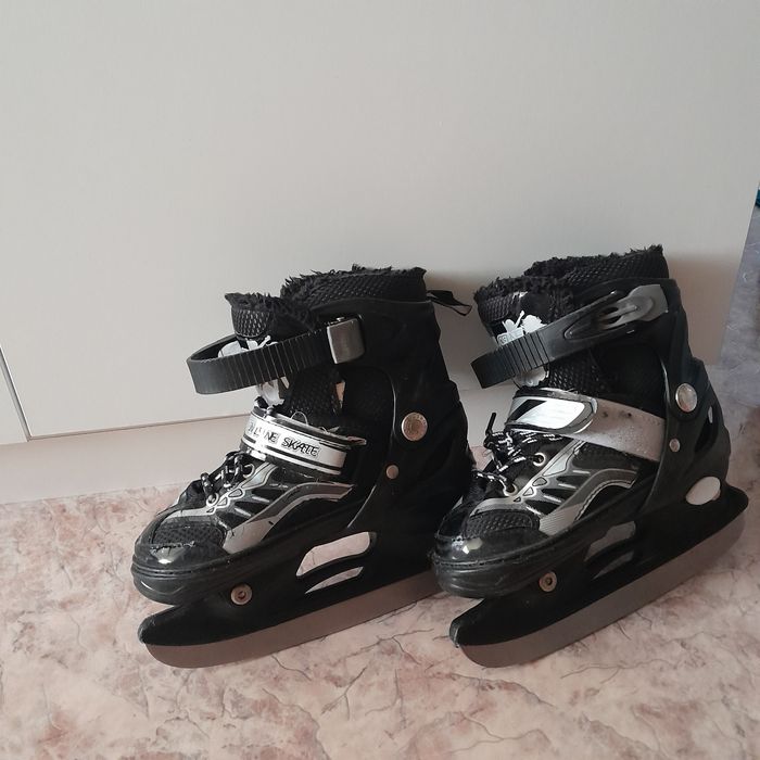 Продам коньки в отличном состояний