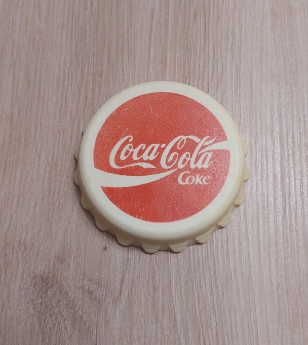 Стара колекционерска отварачка Coca-Cola